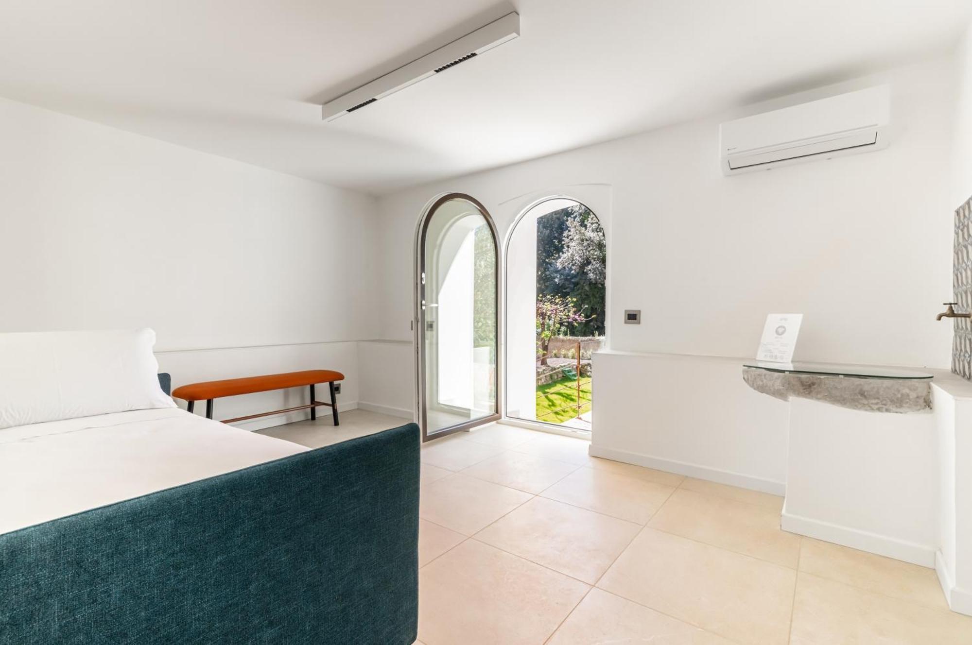 Piazza Indipendenza Loft & Rooms Палермо Екстериор снимка