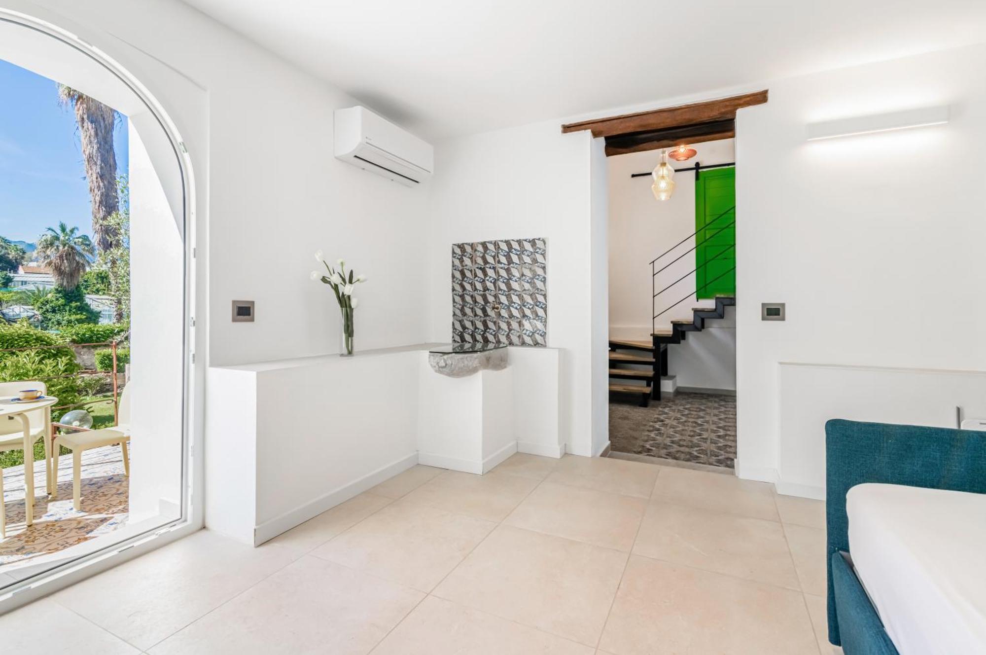 Piazza Indipendenza Loft & Rooms Палермо Екстериор снимка
